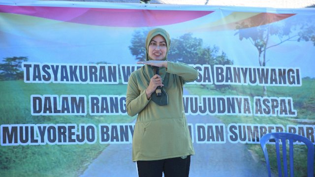 Bupati Lutra, Pembenahan Infrastruktur Bentuk Kepedulian Pemerintah Daerah