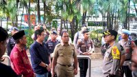 Walikota Makassar Bersama Ketua DPRD Tinjau Kesiapan Malam Misa