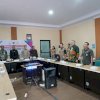Bupati Luwu Serahkan Uang Ganti Rugi Lahan Bandara