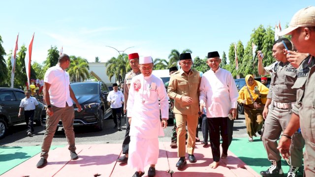 Ustad Das’ad Latif Akui Peran Bupati Bantaeng Jaga Kebersamaan di Bantaeng