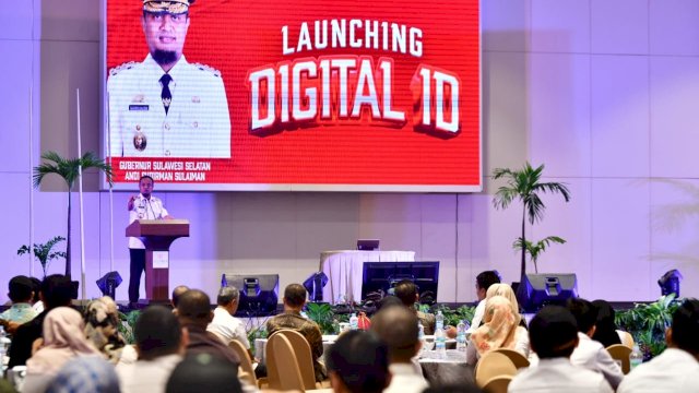 Gubernur Sulawesi Selatan Andi Sudirman Sulaiman, meluncurkan aplikasi Identitas Kependudukan Digital (IKD atau Digital ID) tingkat Provinsi Sulawesi Selatan di Hotel Claro Makassar, Rabu 14 Desember 2022.