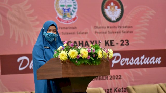 Dharma Wanita Persatuan (DWP) Provinsi Sulawesi Selatan (Prov. Sulsel) menggelar acara Puncak Peringatan Hari Ulang Tahun (HUT) Ke-23 DWP Tahun 2022 di Hotel Claro Makassar, Selasa (20/12/2022).