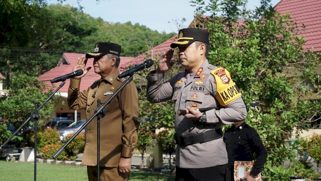 Kepolisian Resort Luwu menggelar Apel Gelar Pasukan dalam rangka Operasi lilin tahun 2022 di Mapolres Luwu, desa Senga Selatan Kecamatan Belopa, Kamis (22/12/2022)