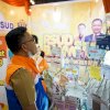 Ilham Azikin Salurkan Bantuan Modal Usaha Berbasis Dusun dan RW di Bisappu