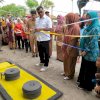 Cegah Stunting, Warga Rentan Dibagikan Jamban