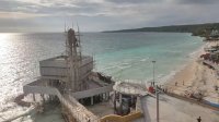 Berkat Bantuan Pemprov Pembangunan Masjid di Bira Capai 90 Persen