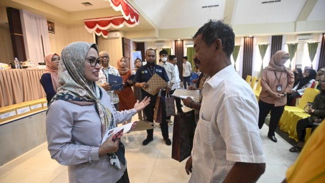 Bupati Lutra Serahkan SK Pensiun ASN Pemda Luwu Utara
