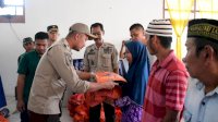 Bupati Sinjai Salurkan Bantuan Logistik Bagi Warga Terdampak Bencana
