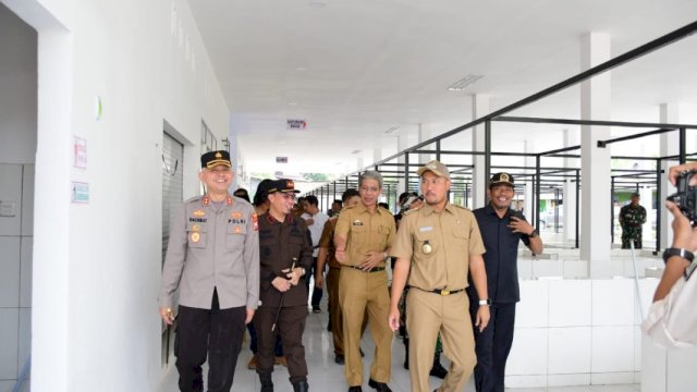Bupati Sinjai Resmikan Pasar Rakyat Uno