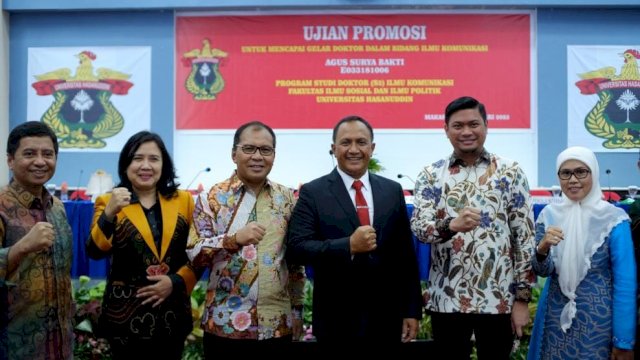 Walikota Makassar Hadiri Ujian Promosi Doktor Mantan Pandai XIV Hasanuddin
