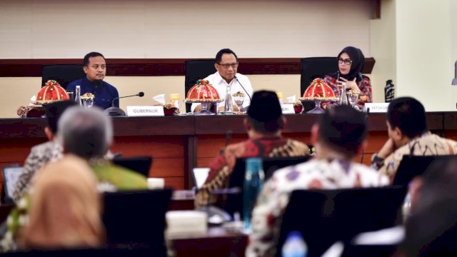 Mendagri Sebut Komposisi Pendapatan APBD Sulsel TA 2023 Tergolong Kuat