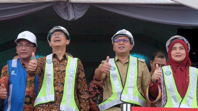 Dampingi Menkes, Bersama Menkes RI, Danny Lakukan Ground Breaking RS UPT Vertikal Makassar