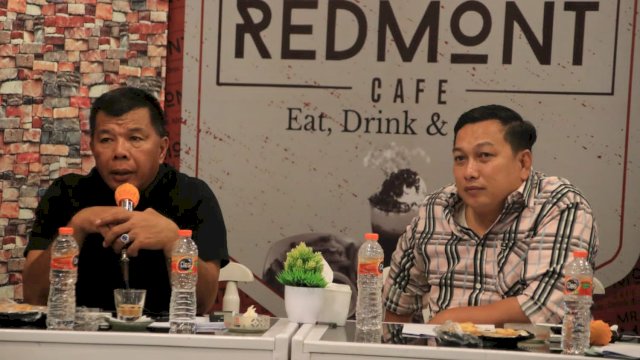 Bupati Bulukumba Andi Muchtar Yusuf Baju Hitam 