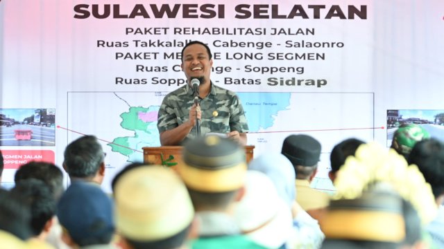 Gubernur Sulsel Andi Sudirman Sulaiman 