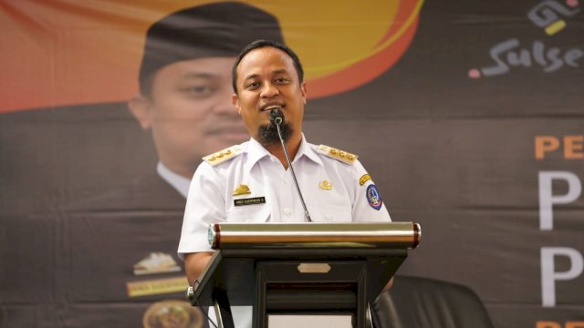Gubernur Sulsel Andi Sudirman Sulaiman 