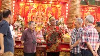 Pengurus Klenteng Xian Ma Makassar Sambut Kedatangan Rudianto Lallo