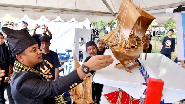 63 Tahun Kabupaten Bulukumba, Gubernur Andi Sudirman Tinjau dan Borong Produk UMKM Bulukumba