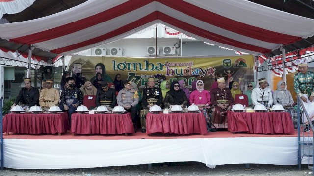 Pawai Karnaval Budaya Awali Rangkaian Kegiatan HUT Ke-17 Kota Belopa Tahun 2023