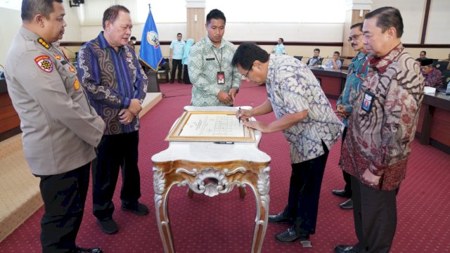 Pj Sekda Andi Aslam Buka Rakor Pengawasan DPW AAIPI Sulsel
