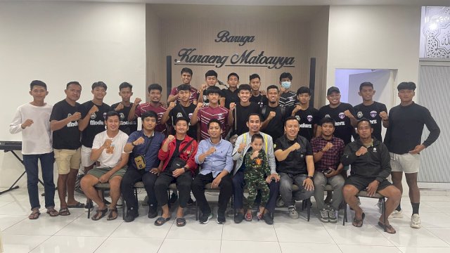 Ketua DPRD Rudianto Lallo Lepas Tim Sepak Bola Makassar City FC