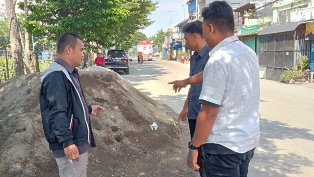 Material Bahan Bangunan Meluber ke Badan Jalan, Pakandatto Tegur Warga