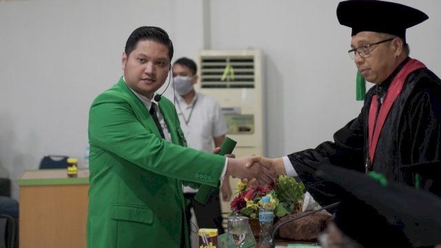 Ketua DPD NasDem Luwu Raih Gelar Doktor Bidang Manajemen SDM