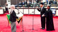 Resmi Marthen Rantethondok Dilantik Sebagai Anggota DPRD Sulsel