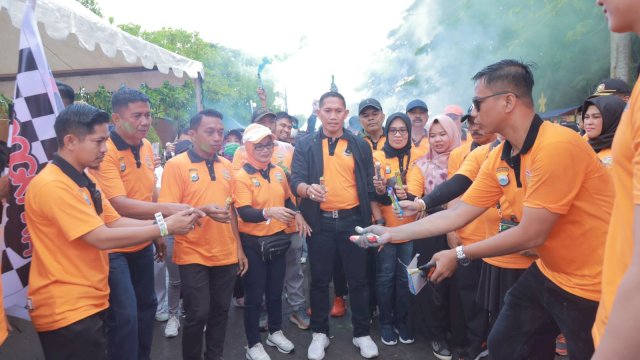 Meriahkan Run Bhayangkara ke 77, Syaharuddin Alrif: Mari Kita Besama Kawal Pemilu Damai