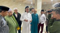 Rudianto Lallo Kunjungi Masjid Ittifaqul Jamaah Bersama Sekretaris MUI Makassar