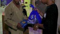 Rusdi Masse Grebek Sahur di Hari Pertama Puasa, Ratusan Paket Sembako Disalurkan