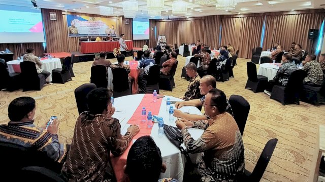 Hari ke 3 Bimtek, Camat dan Lurah Dibekali Ilmu Public Speaking