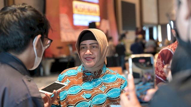 Ketua TP PKK Kota Makassar Indira Yusuf Ismail menghadiri Musyawarah Rencana Pembangunan (Musrenbang) Rencana Kerja Pemerintah Daerah (RKPD) Tahun 2024, di Hotel The Rinra, Kamis (16/03/2023).
