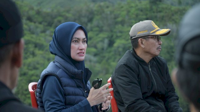 Bupati Lutra Lakukan Peninjauan Desa Wisata