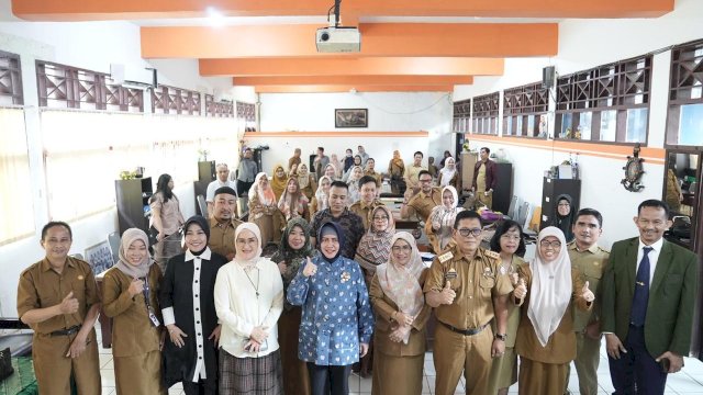 Bunda PAUD Makassar Sambangi Dua Sekolah Tinjau Implementasi Hasil Studi Tiru