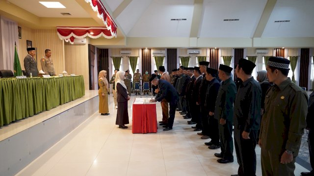 IDP Lantik 24 Pejabat, Kepala Bappelitbangda Resmi Berganti