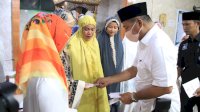 Safari Ramadan, Bupati Andi Utta Serahkan Gajinya untuk Guru Mengaji