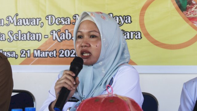 Ikhdiani, Camat Pertama di Luwu Utara Terapkan Tanda Tangan Elektronik