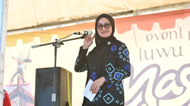 Jajal Pesona Lutra, Bupati Indah Buka Affair Festival