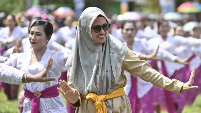 Bupati Lutra apresiasi Pelaksanaan Parade Baleganjur