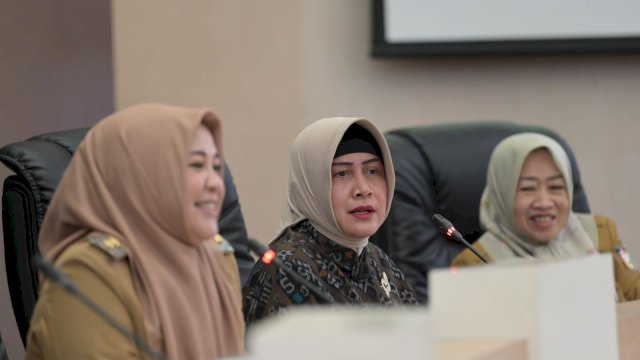 Dampingi Wawali, Indira Yusuf Ismail Ikuti Rapat Persiapan Rakernas APEKSI