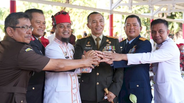 Gubernur Andi Sudirman Pimpin Upacara HarlahPancasila 2023