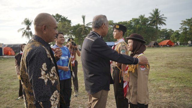 Buka Raimuna Gerakan Pramuka dan Lepas atlet Pelajar, Bupati Luwu : Bina Mental dan Karakter