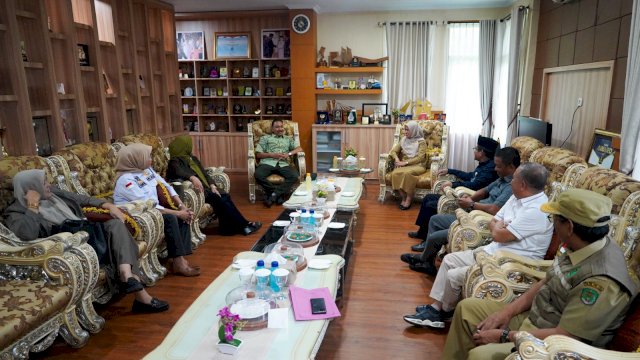 Bupati Lutra Jamu Kunker Komisi B