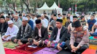 Ketua DPRD Rudianto Lallo Laksanakan Salat Idul Adha di Anjungan Pantai Losari AQ