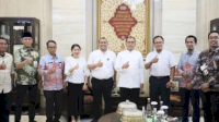 Kepala Bappeda Dampingi Danny Pomanto Jamu Utusan Bapenas