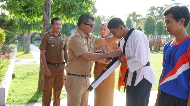 Bupati Bulukumba Andi Muchtar Ali Yusuf Melepas Secara Resmi Tim Pelajar Yang Akan Ikut Berlaga ke Kejuaraan Daerah (Kejurda) Pelajar tingkat Provinsi Sulawesi Selatan. Di ajang ini, Bulukumba mengirim puluhan atlet di 6 cabang olahraga (Cabor).