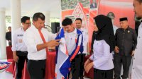 Lepas Kontingen Porseni PGRI, Bupati Andi Utta : Bulukumba Harus Menjadi Kontingen Terbaik
