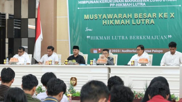 Suaib Mansur Bicara Profesionalitas Putri Ariani di Mubes X Hikmah Lutra