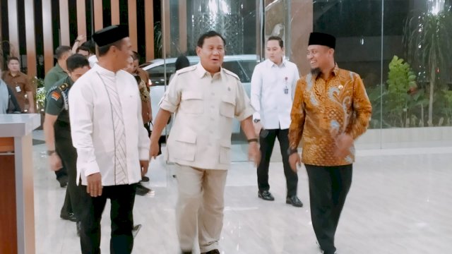 Berkunjung ke AAS Building, Prabowo Gelar Pertemuan Tertutup dengan Andi Amran Sulaiman&nbsp;