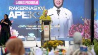 Fatmawati Rusdi Kenalkan Lorong Wisata-Makassar Kota Makan Enak